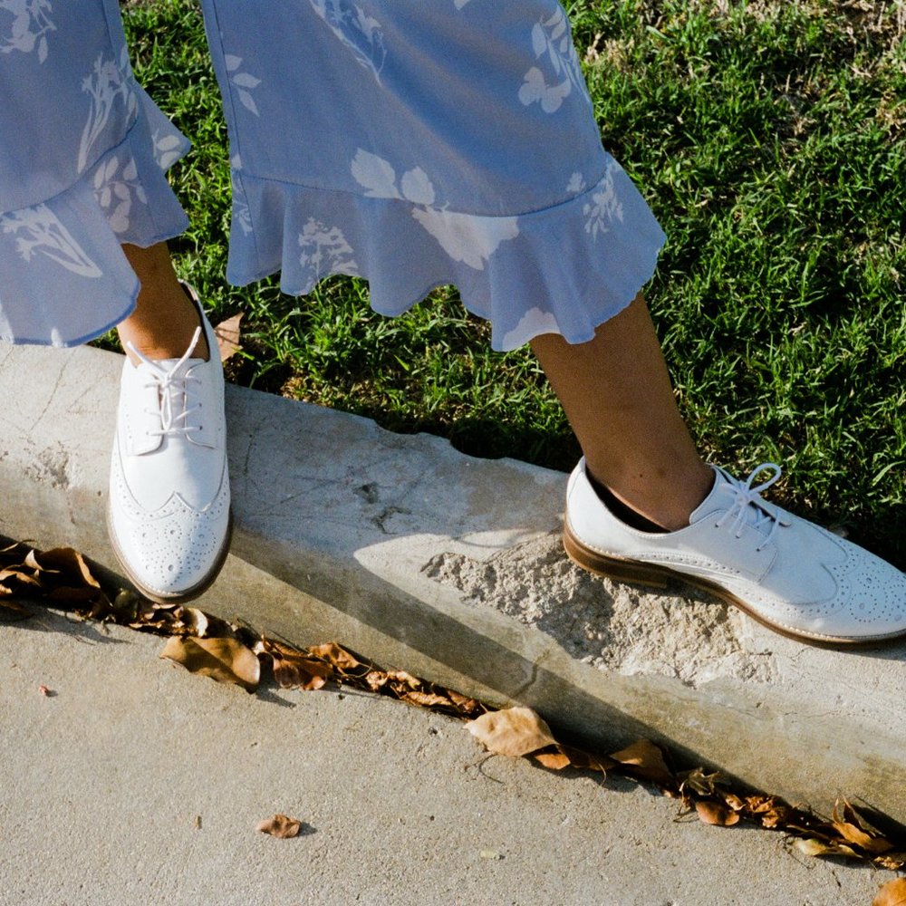 White Wingtip Oxford - Confidence Collection - Picture 9 of 9